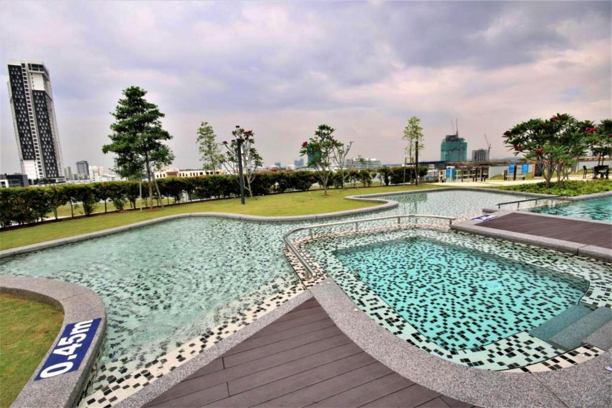 The ComfyHauz # Cyberjaya - Housity