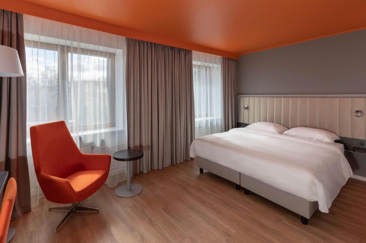 Park Inn by Radisson Meriton Conference & Spa Hotel Tallinn - Hizvo