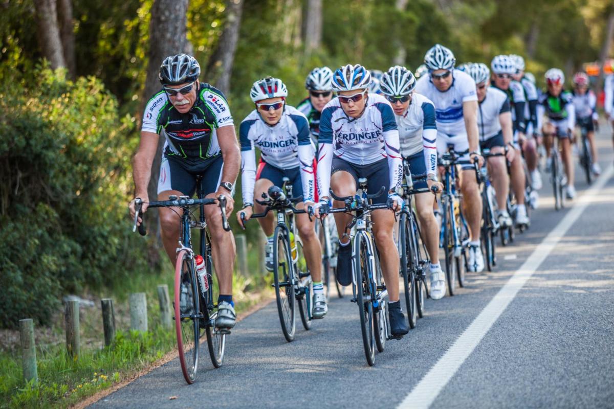 Montar en bicicleta en Ferrer Concord Hotel & Spa o alrededores