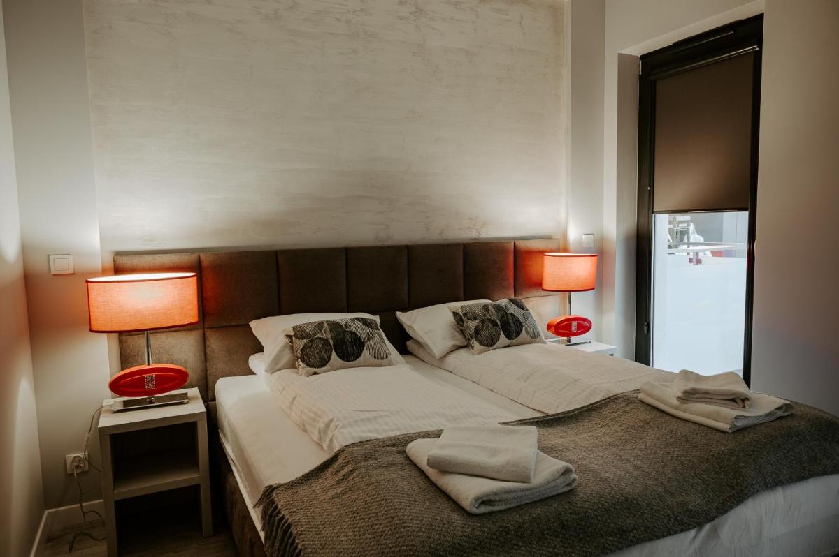 Apartamenty i Pokoje InforesPark - Housity