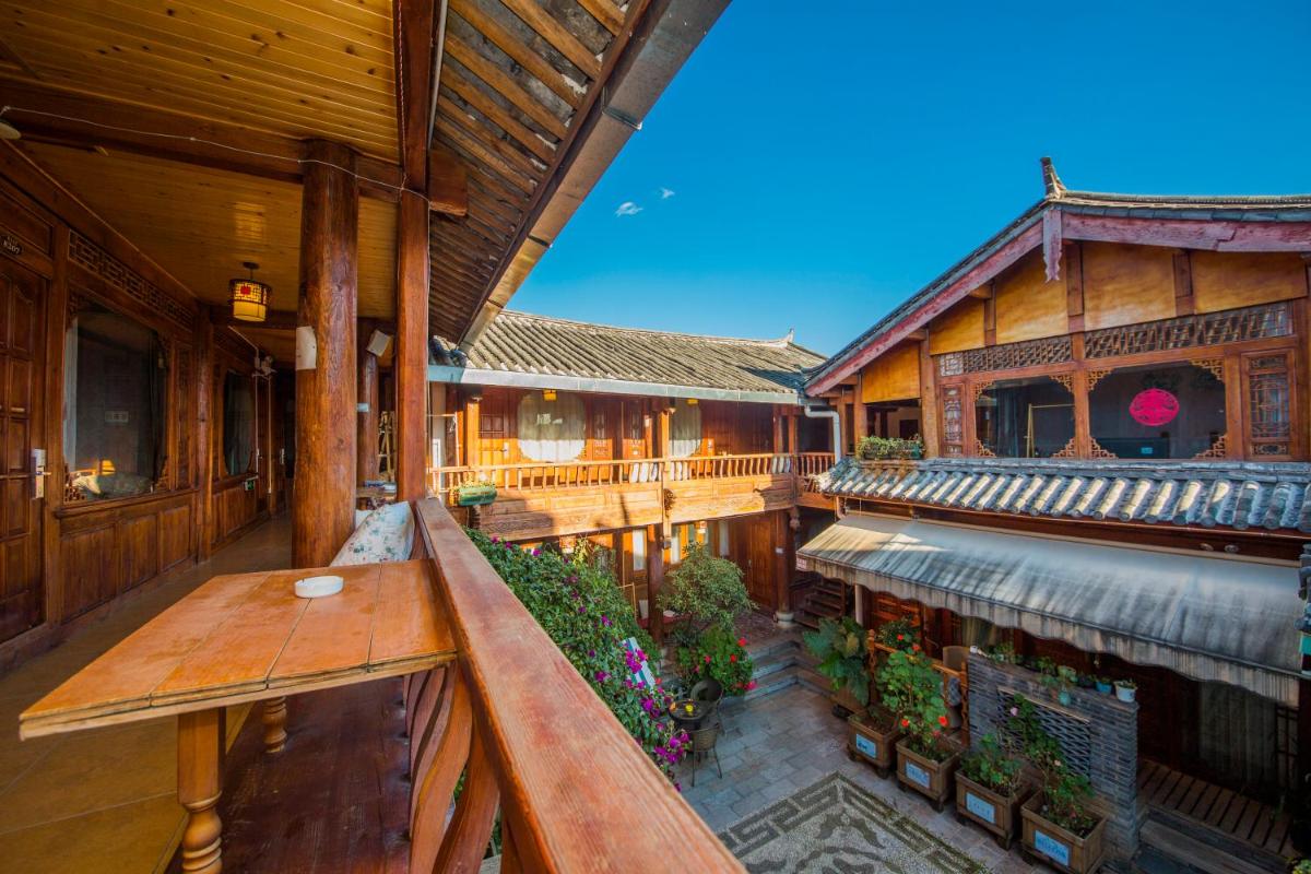 Lijiang Rongyi Homestay - Housity