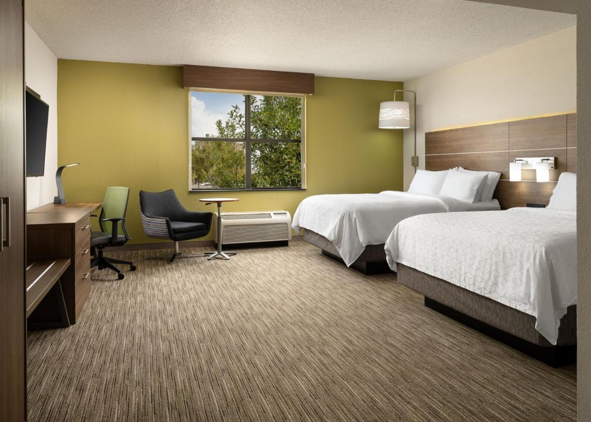 Holiday Inn Express Hotel & Suites Irving DFW Airport North, an IHG Hotel - Housity
