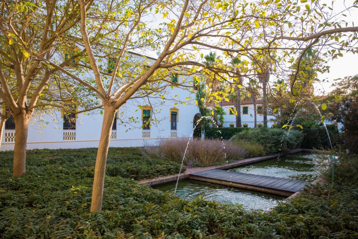 Jardín al aire libre en Hotel Balneario El Raposo