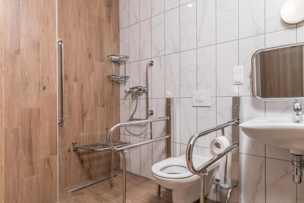 Olymp Hotel - Housity