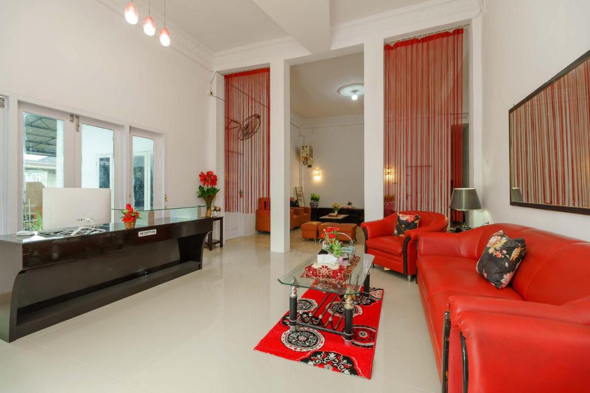 RedDoorz Syariah near Museum Tsunami Aceh 2 - Housity