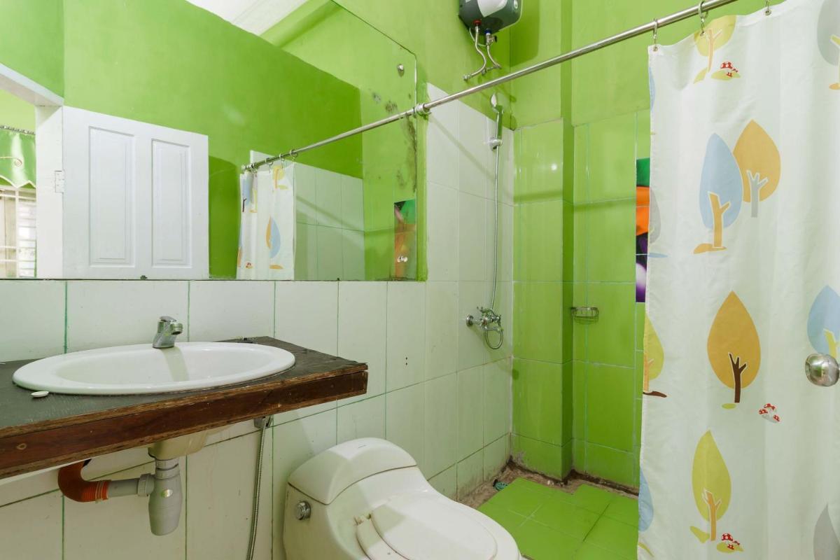 RedDoorz Syariah near Museum Tsunami Aceh 2 - Housity
