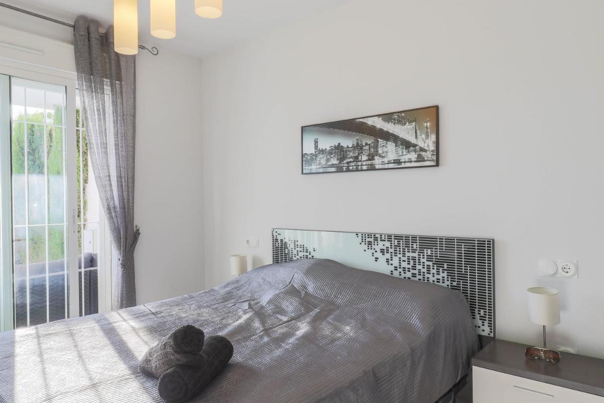 Stay In Nova Beach - Housity