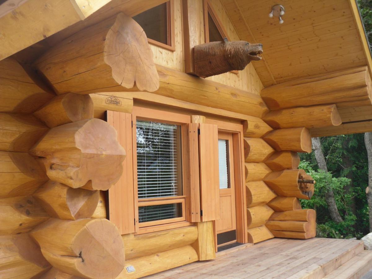 Porteau Cove Olympic Legacy Cabins - Housity