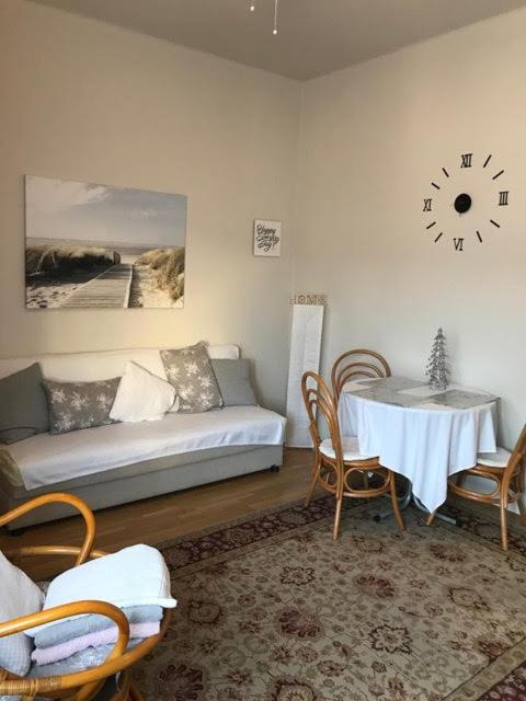 Central Apartman - Housity