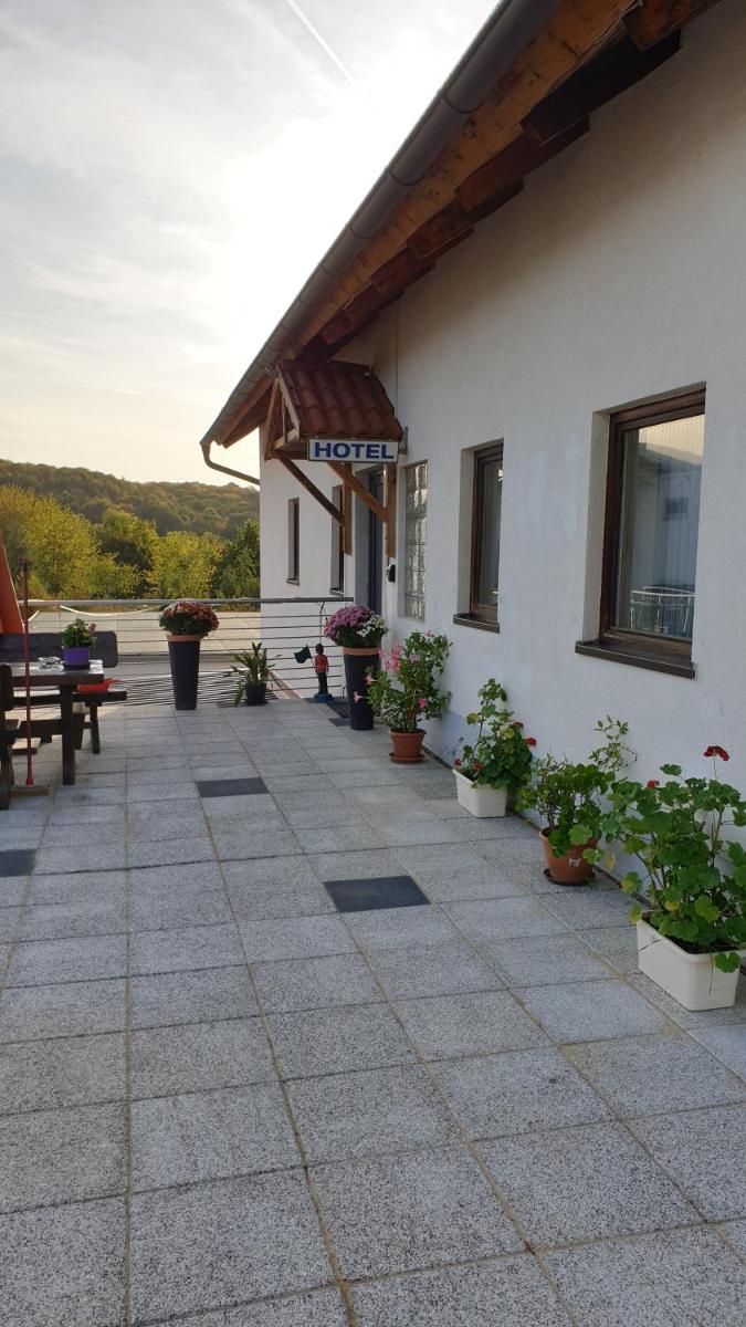 Mainstern Hotel - Housity