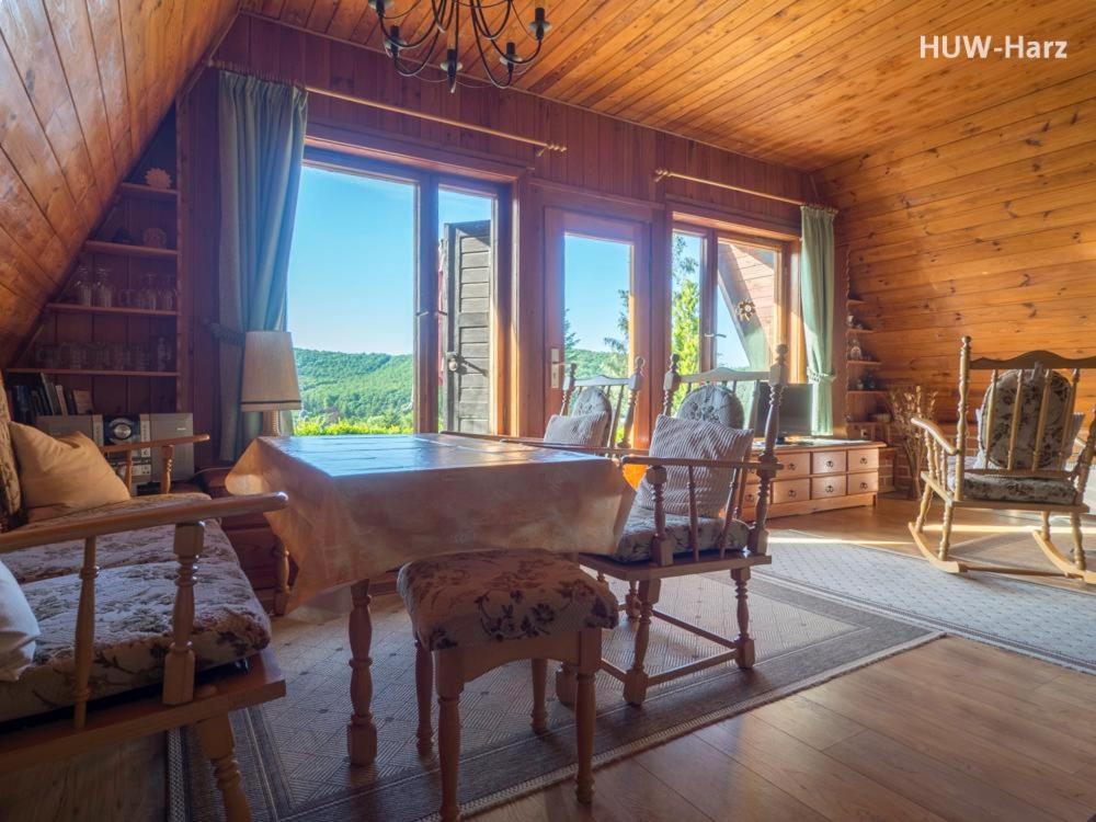 Finnhütte am Kapitelsberg - Housity