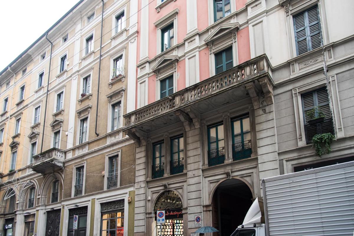 Brera District 2 Bedrooms -Youhosty - Housity