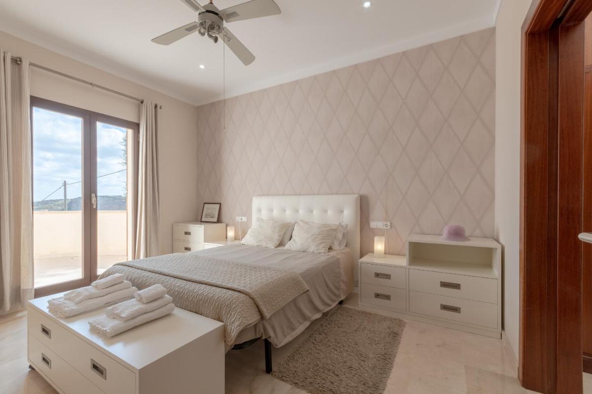Villa Es Sequer - Housity