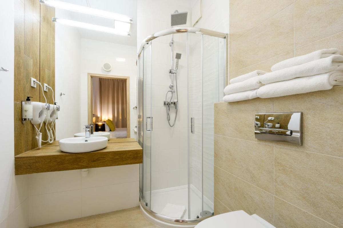 Varsovia Apartamenty Kasprzaka - Housity
