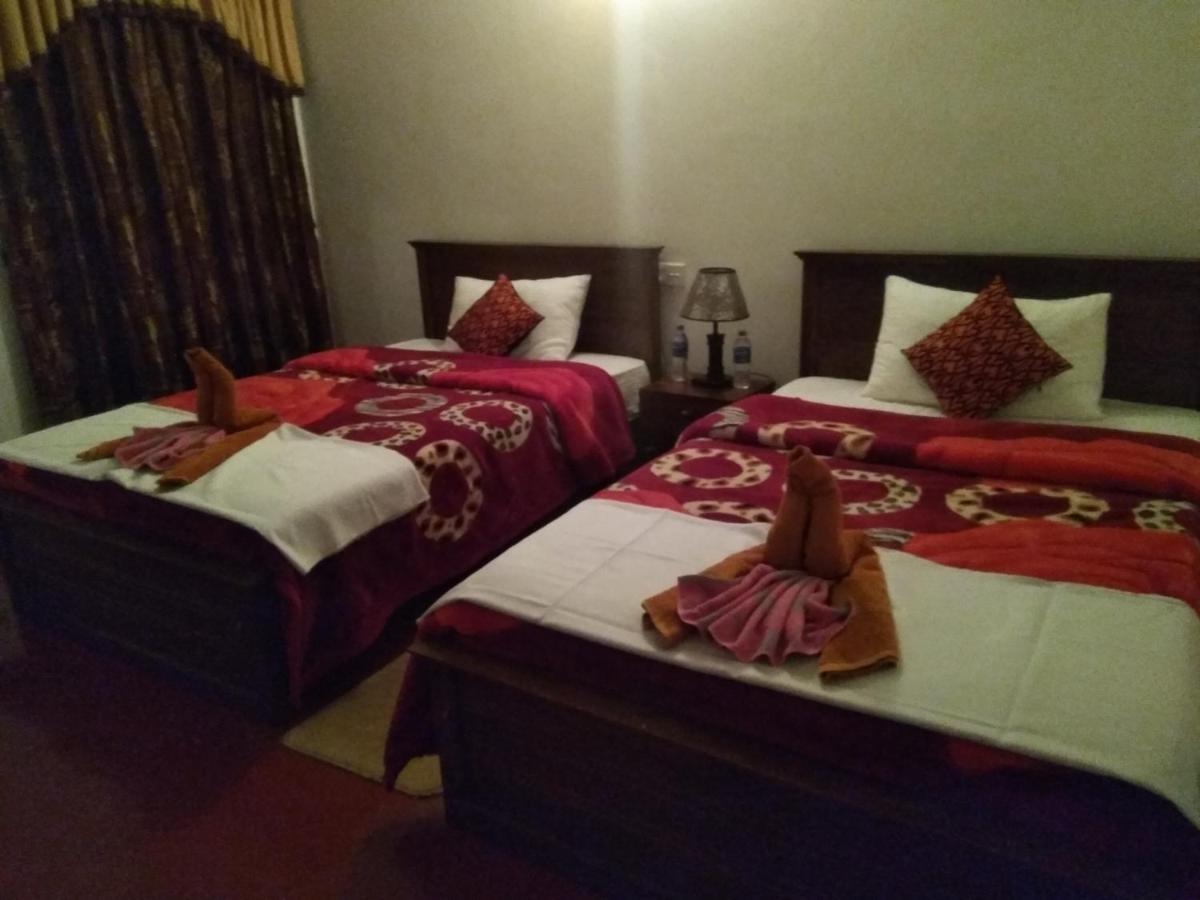 Avon Field Holiday Bungalow - Housity