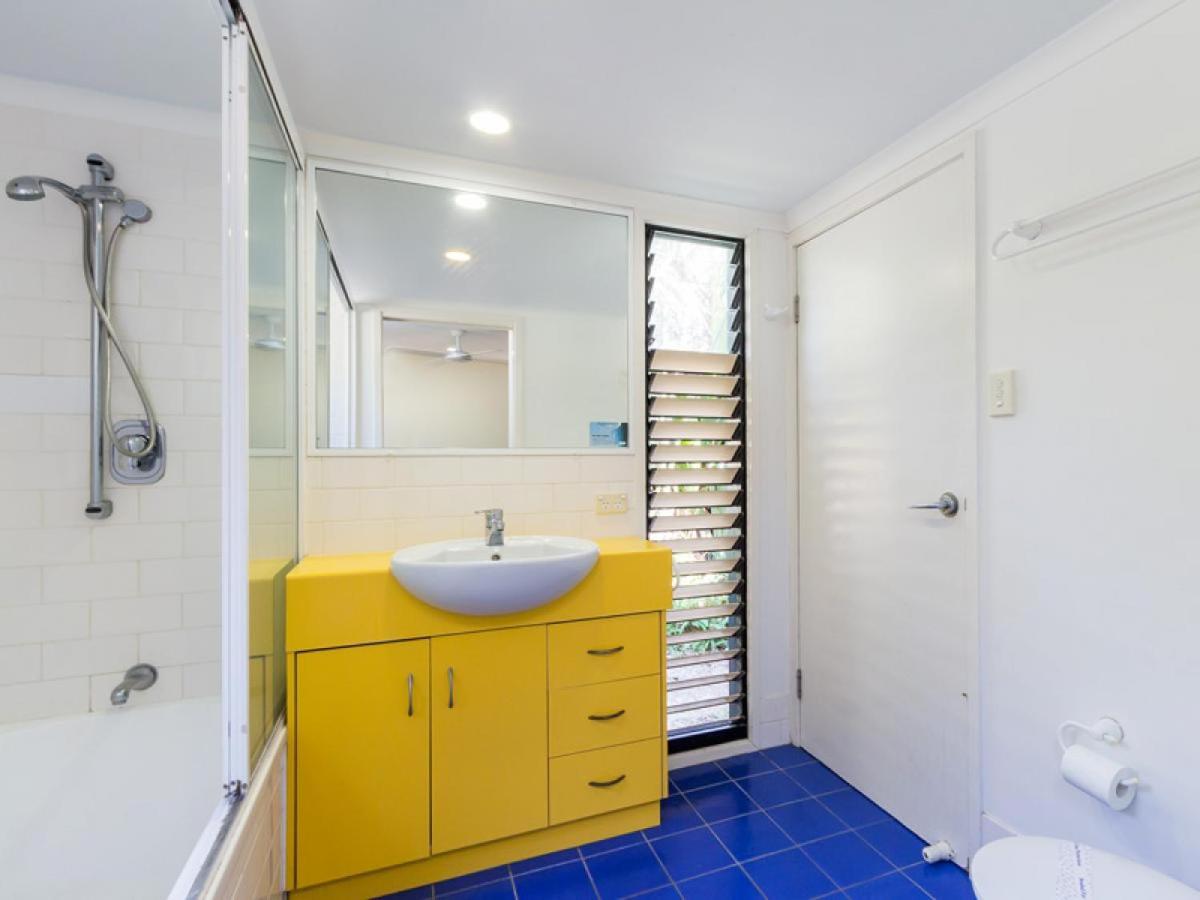 Straddie Beach House 3 - Housity