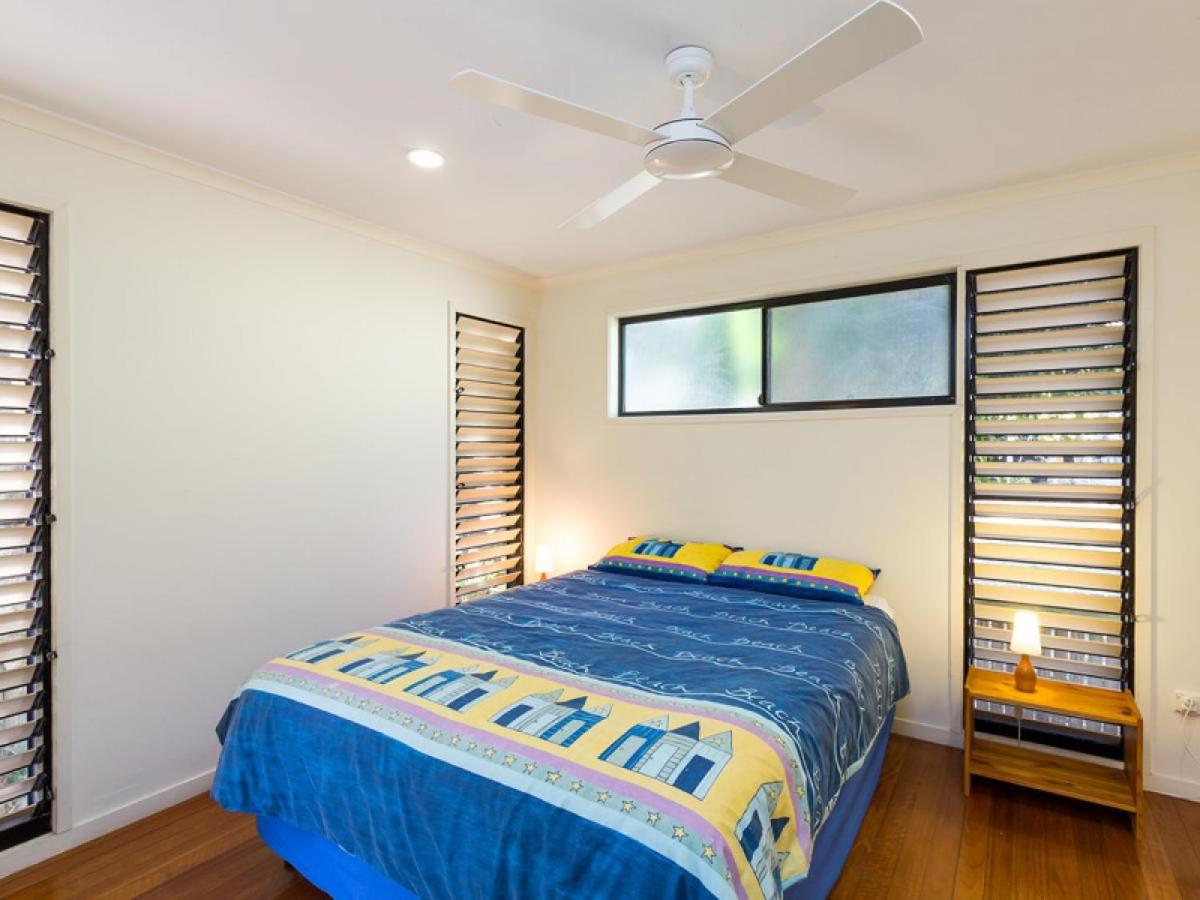 Straddie Beach House 3 - Housity