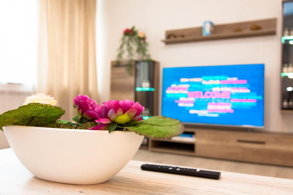 T&K Apartments near Messe Fair Trade Düsseldorf und Airport 2B - Housity
