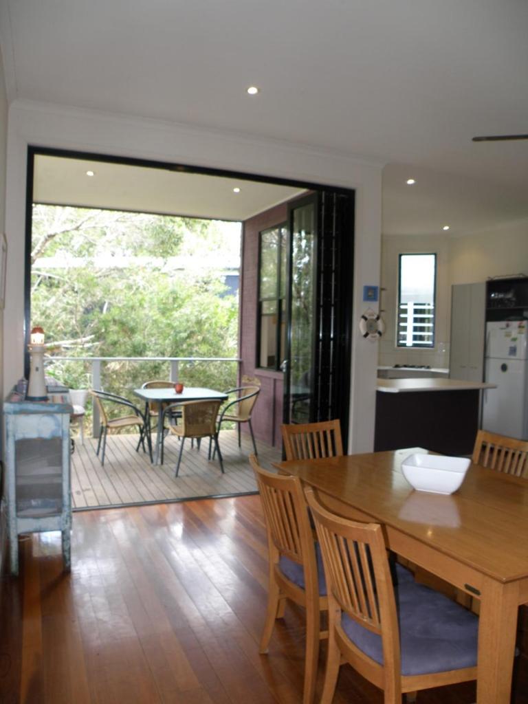 Boatshed - Housity