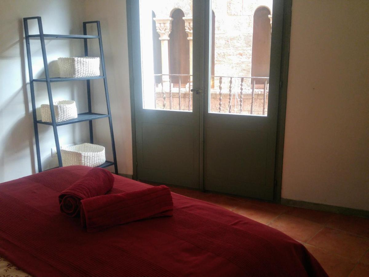 Apartamentos Saltarel·lo - Housity