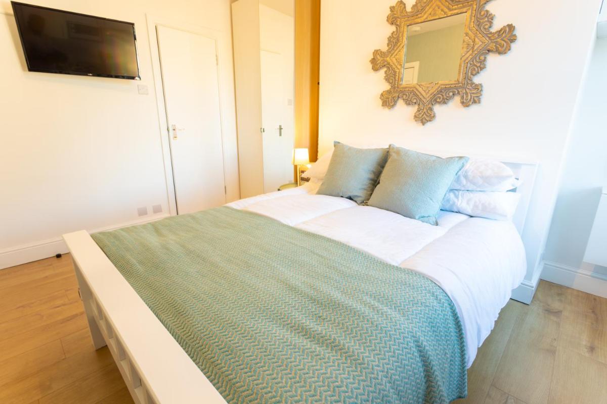 Chic Studio Flat in West Kilburn near Queen's Park - Housity