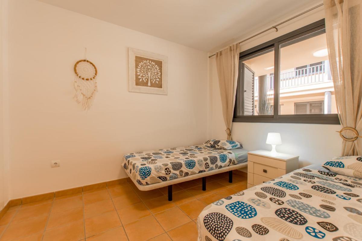 Relax moment in Paraiso 2 - TENESOL RENTALS - Housity