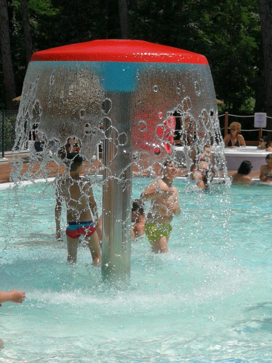 Piomboni Camping Village - Housity