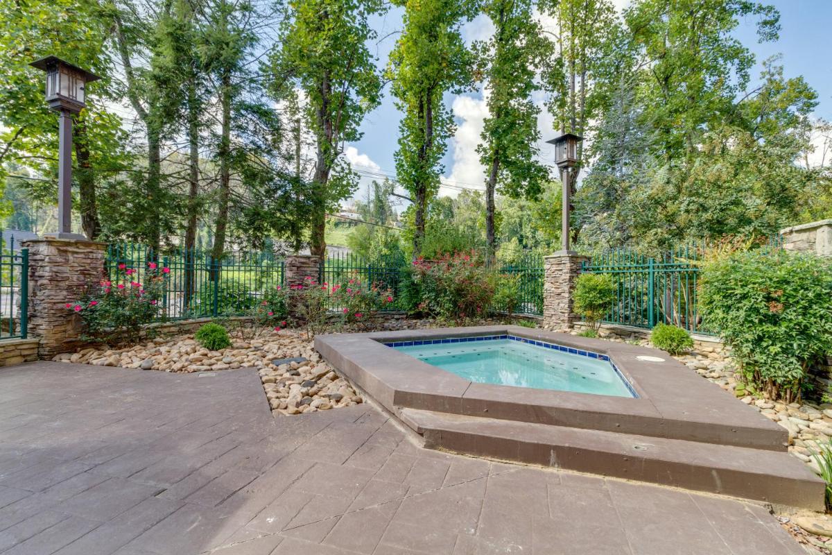 Baskins Creek Condos - Housity