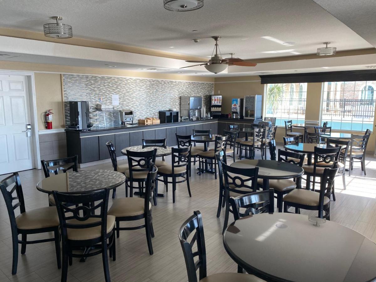 Galveston Beach Hotel - Housity