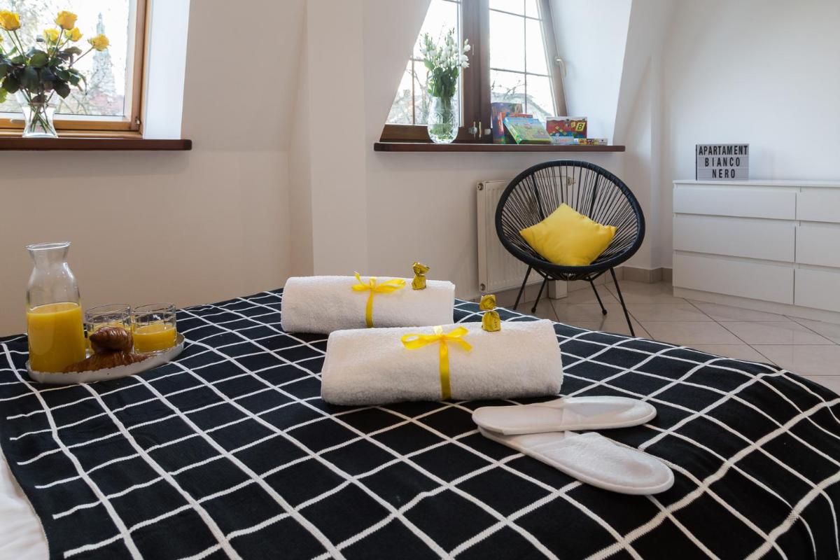 Apartament BIANCO NERO pod Jasną Górą, bezpłatny parking, teren ogrodzony. - Hizvo