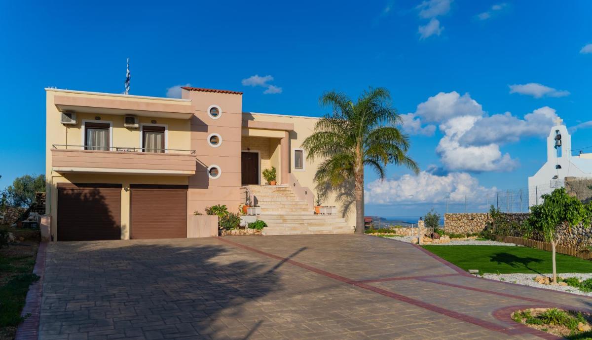 Deluxe Villa Kamba with Sea View - Housity