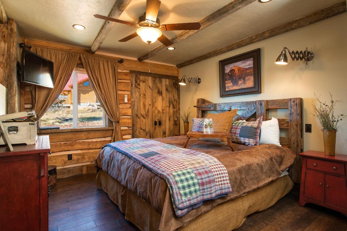 Zion Mountain Ranch - Housity