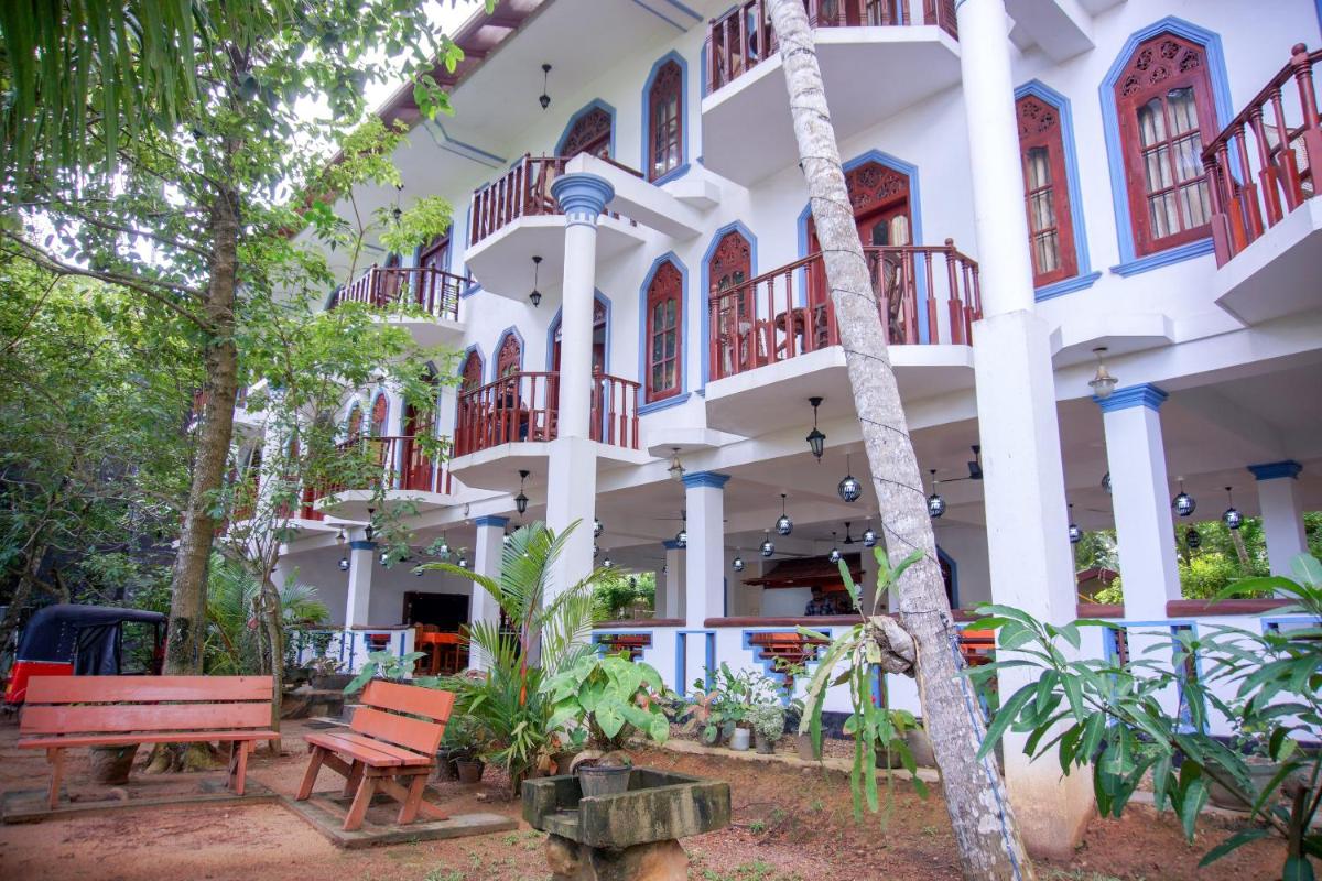 No Name Rest - Housity