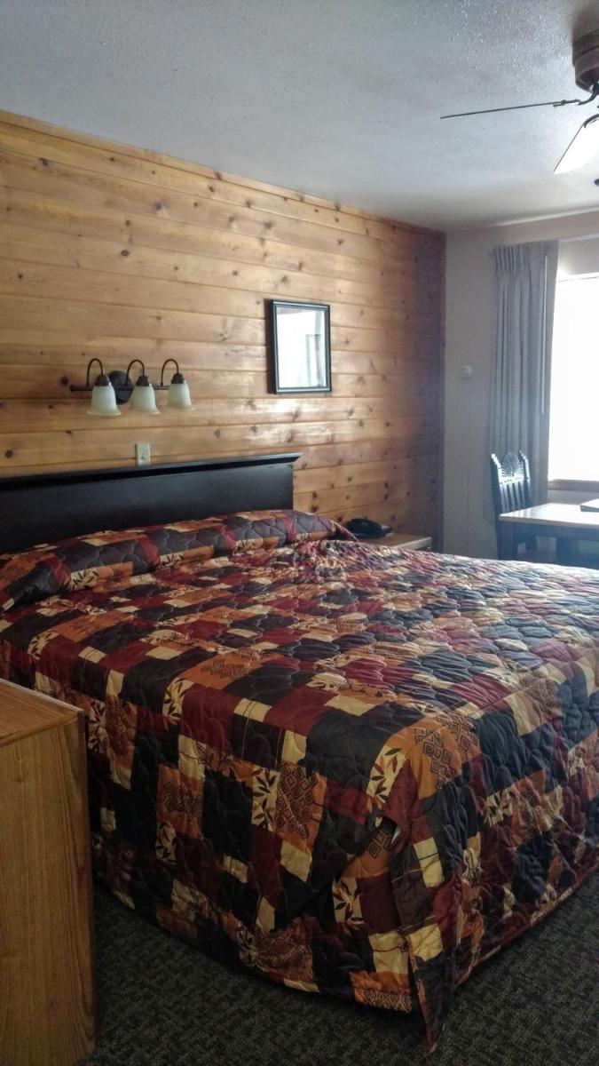Chama River Bend Lodge - Housity