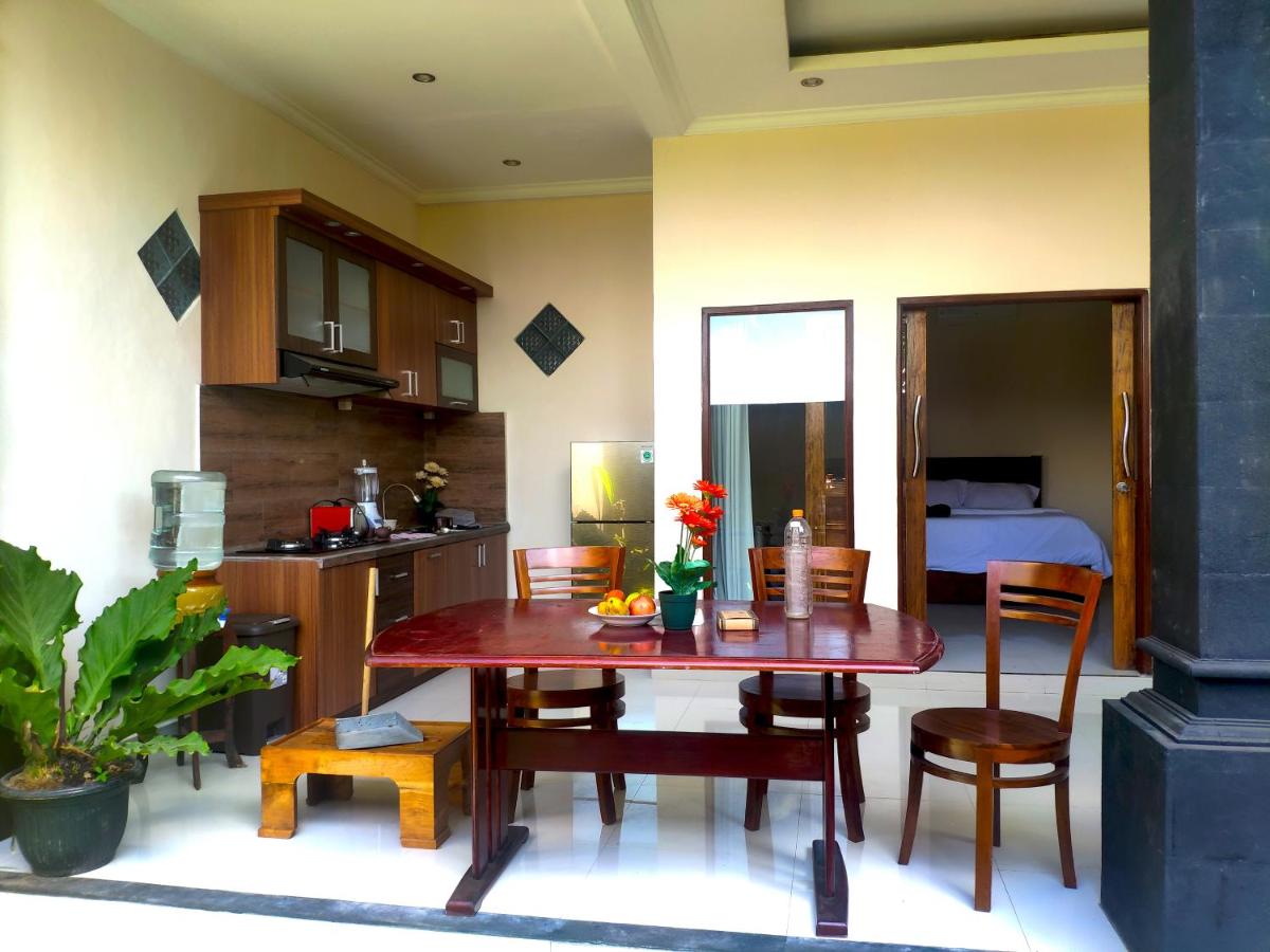 Dede House 2, Private Pool in the Rice Field - Housity