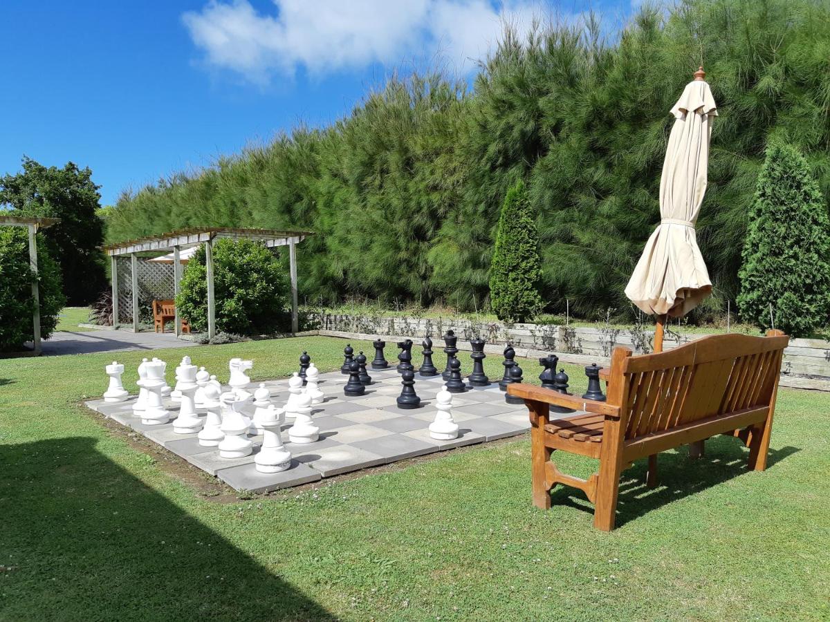 Clive Colonial Cottages - Housity