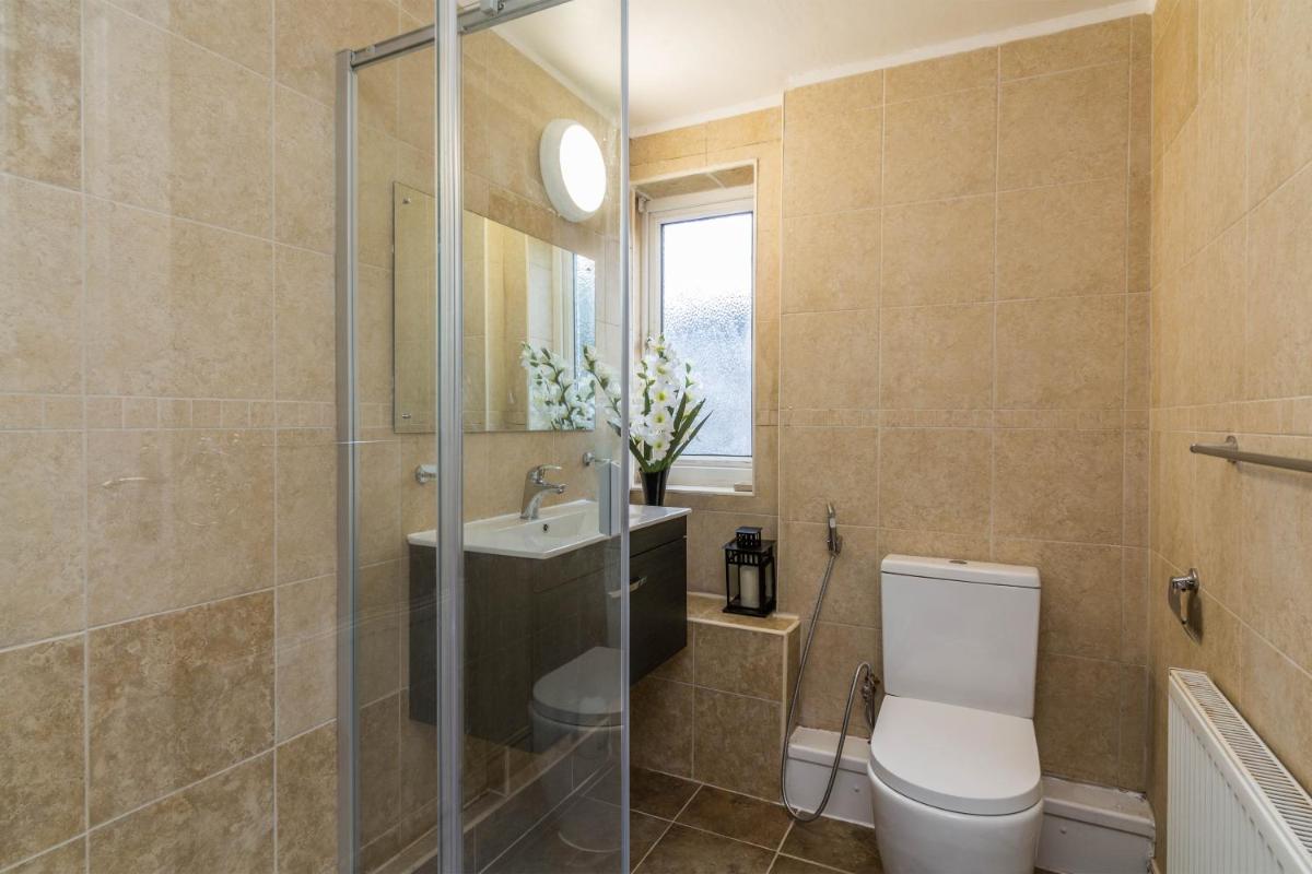 Magdala Apartment - Sleek and Modern 2bed in Nottingham - Housity