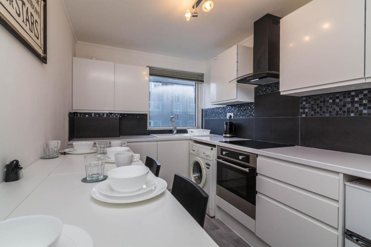 Magdala Apartment - Sleek and Modern 2bed in Nottingham - Housity