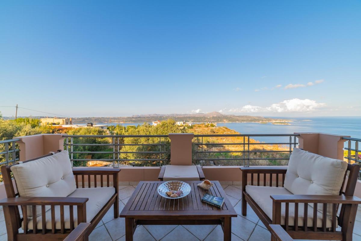 Deluxe Villa Kamba with Sea View - Housity