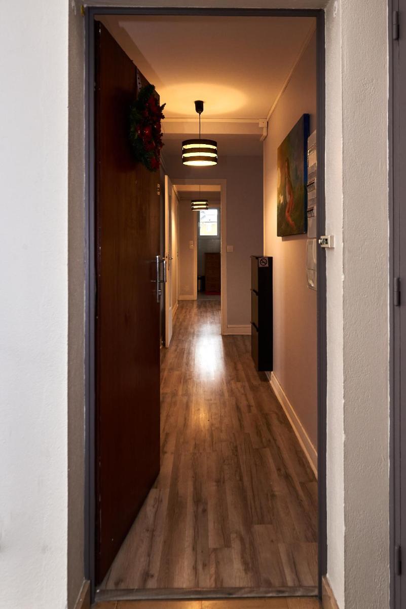 Chambres à louer dans appartement Balcon - wifi - parking gratuit - Housity