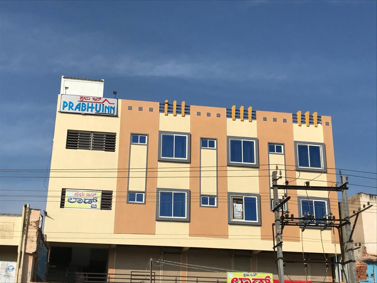 Prabhu Inn - Housity