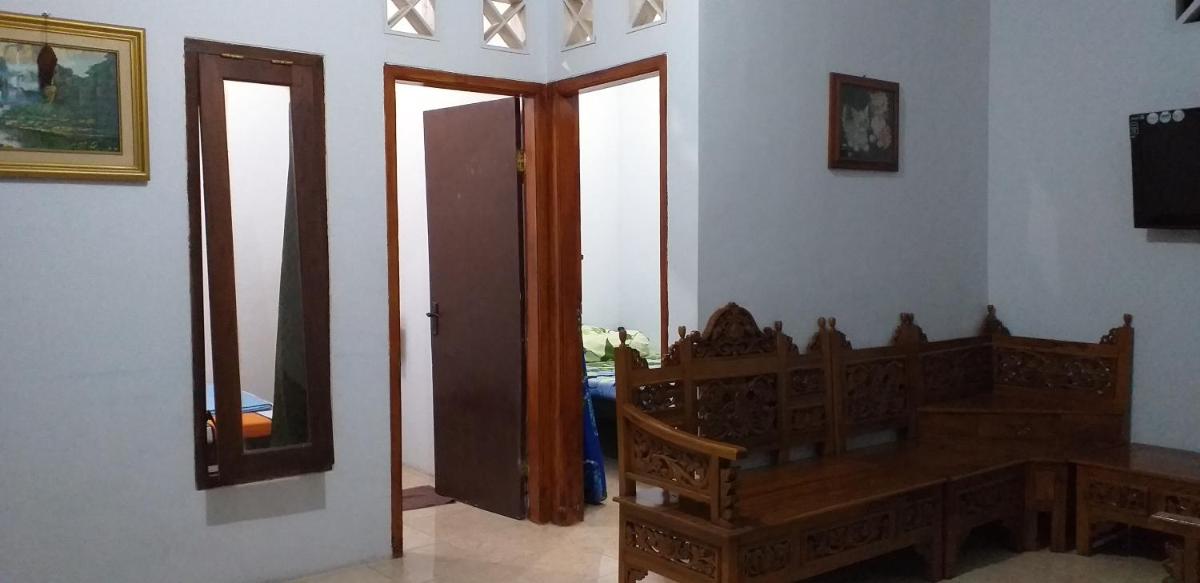 Homestay Penny B - Housity