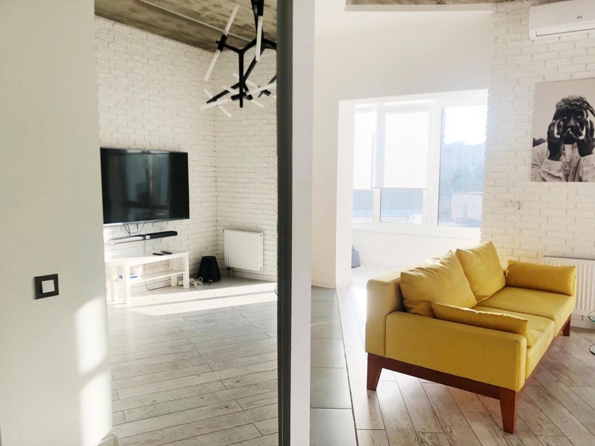Suitetrails - cozy apartment near river