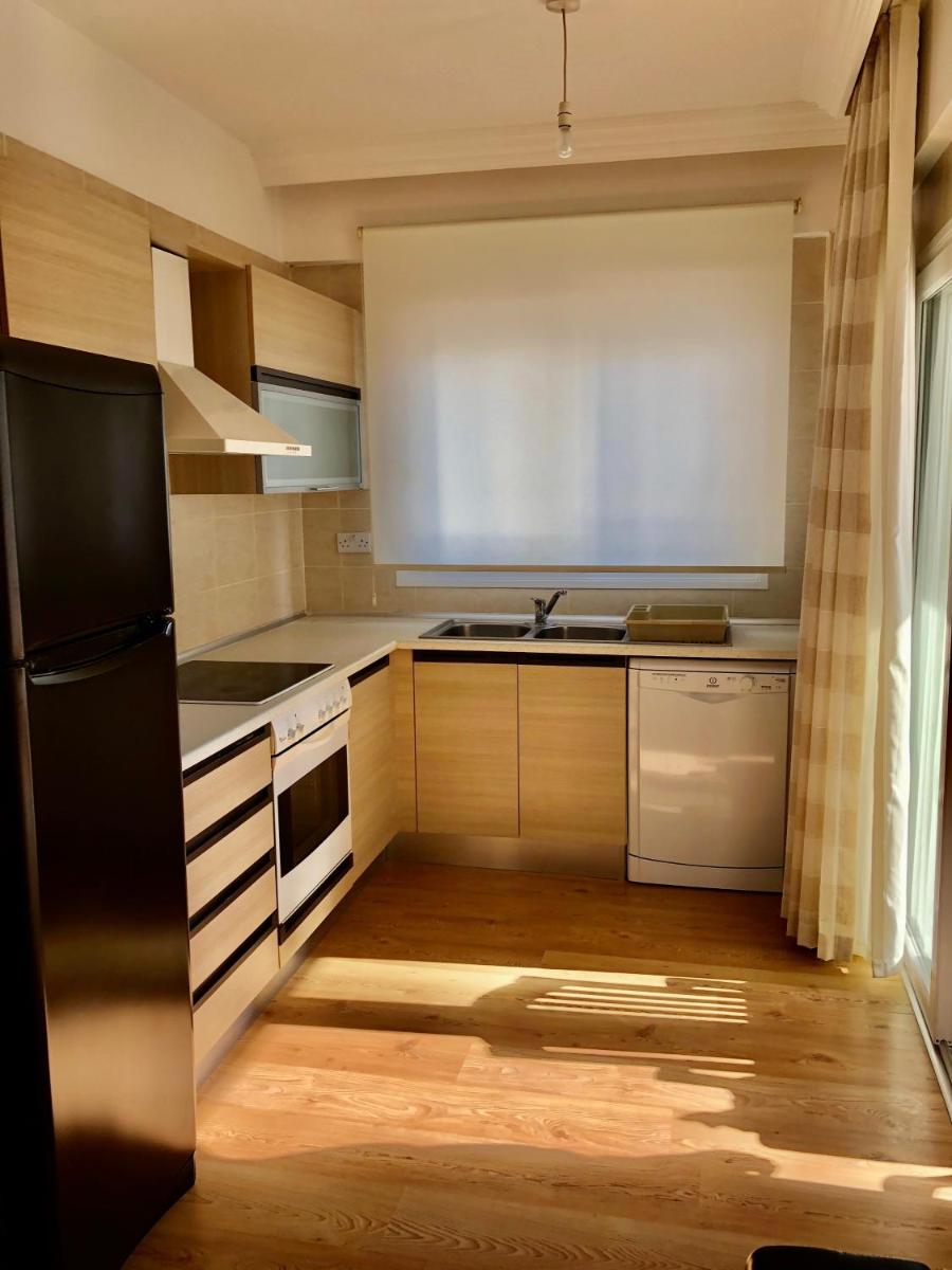 Suitetrails - Spacious and Comfortable Central Kyrenia Flat