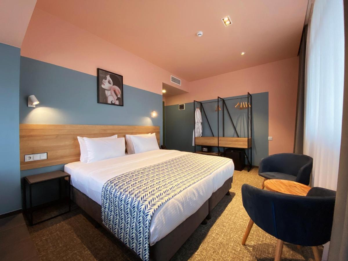 Vera Hills Boutique Hotel - Housity