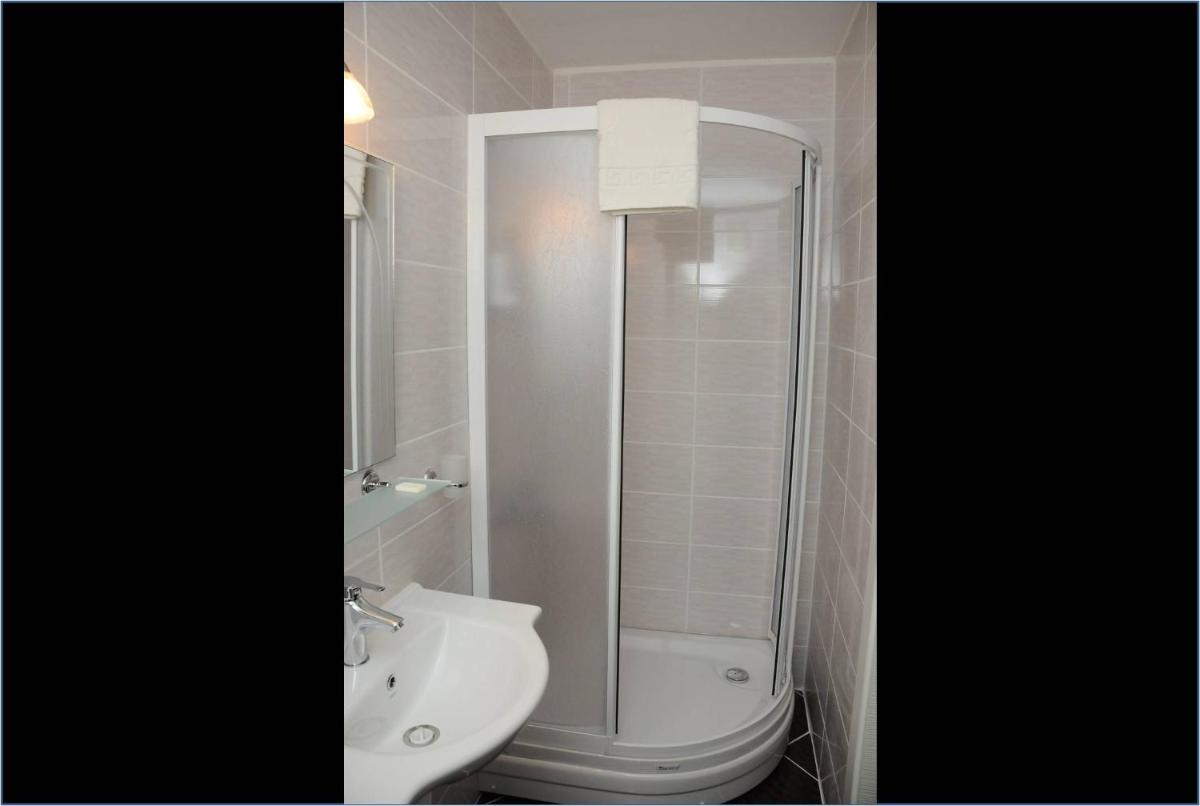 Hotel Kuk - Housity