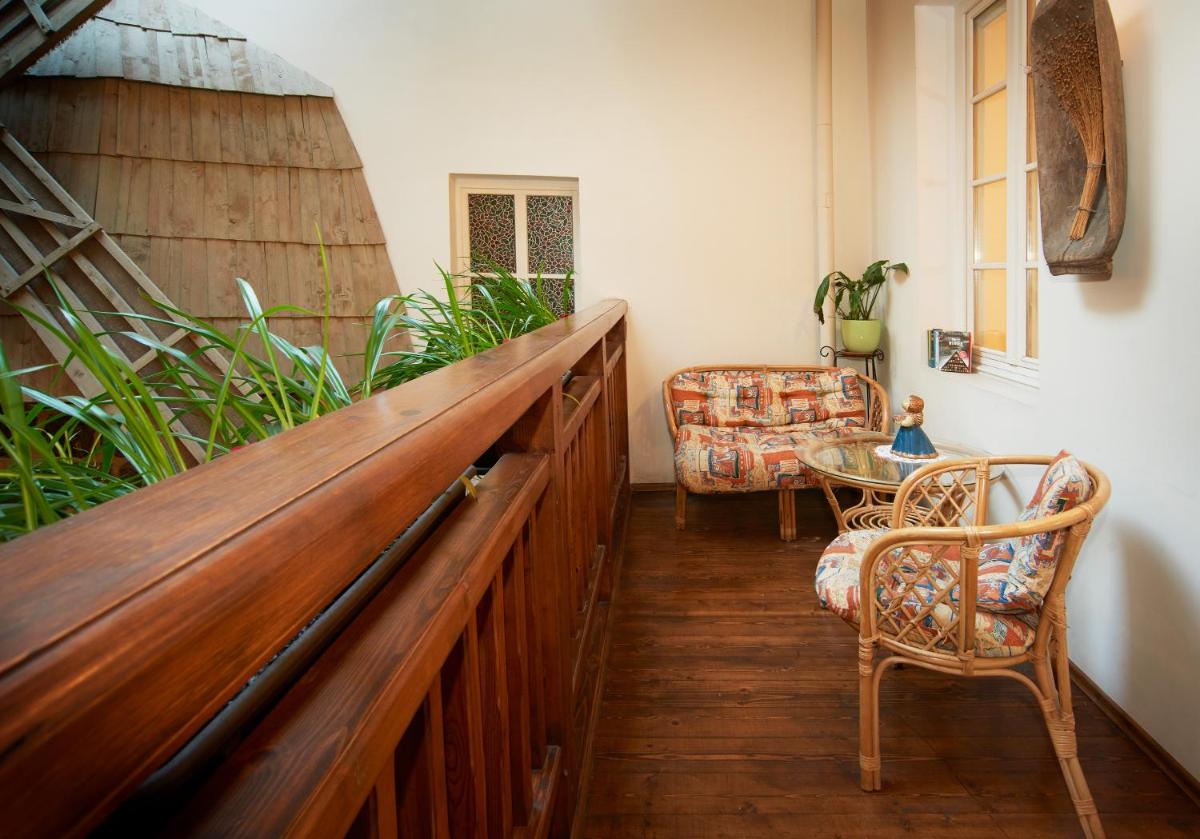 Angel Town Hall Apartments - Housity