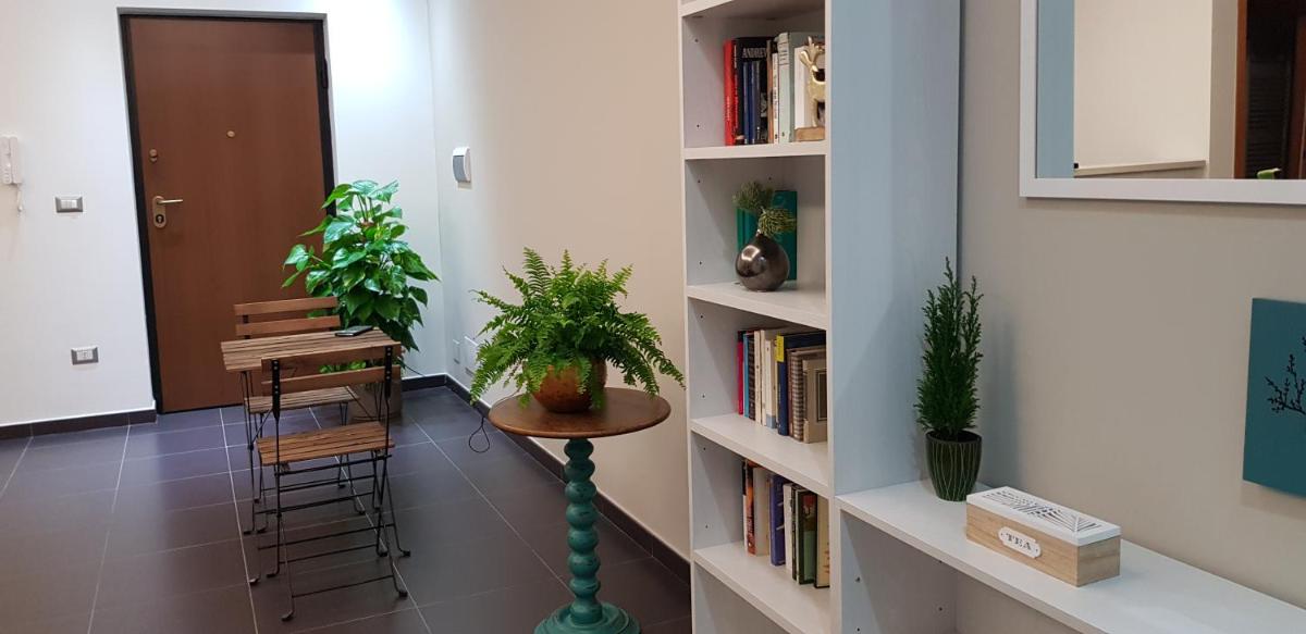 RAJA ROOMS - Housity