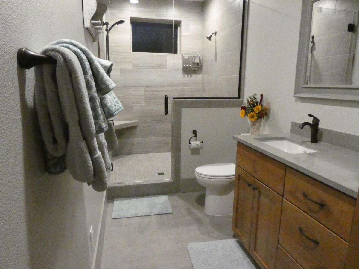 Bella Collina Bed and Breakfast - Housity