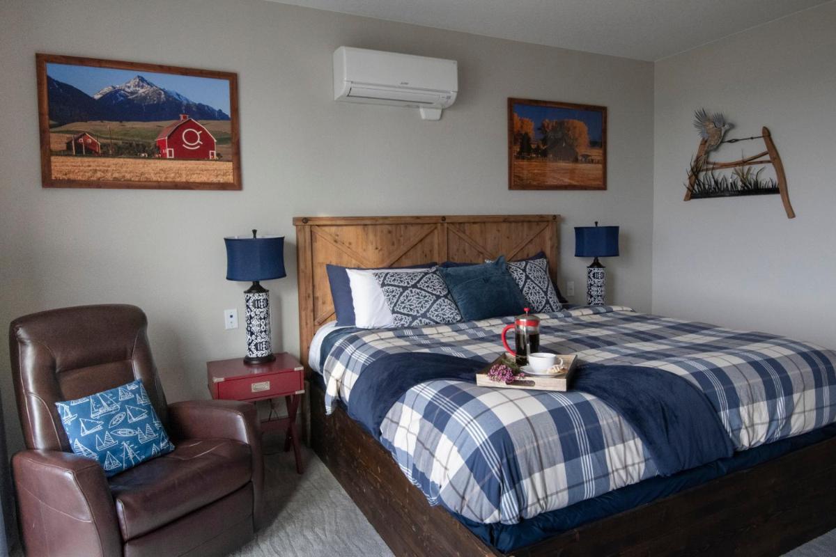 Bella Collina Bed and Breakfast - Housity